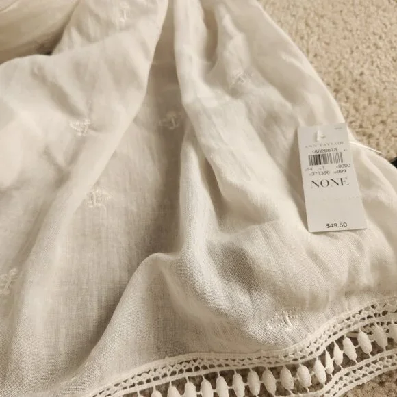 NWT Embroidered Crochet Oblong woven scarf bumblebee bee - Picture 5 of 6